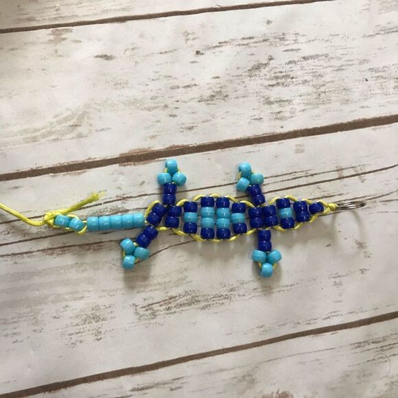 🦩Pony Bead Gecko Lizard Keychain Blue - Picture 1 of 7